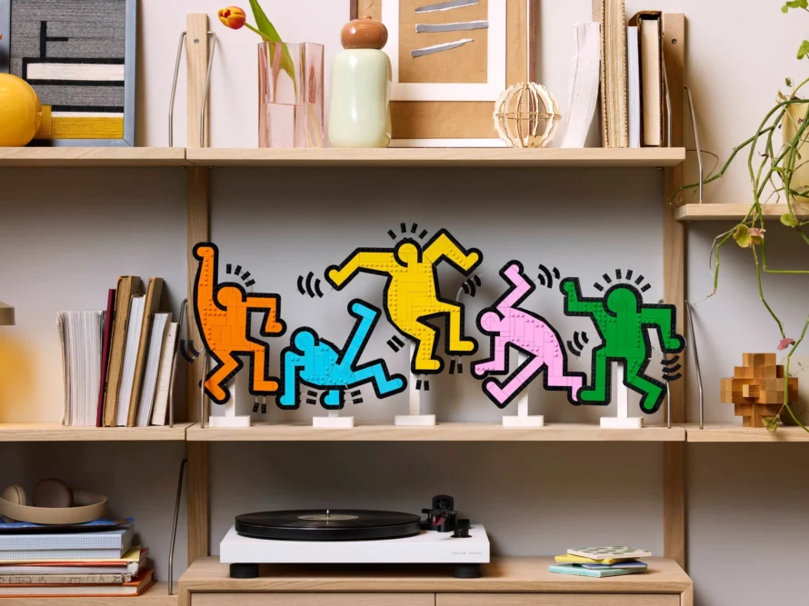 [五月新品] 跟著 Keith Haring 的跳舞小人一起搖擺！31216 Dancing Figures 重現街頭藝術的生命力！