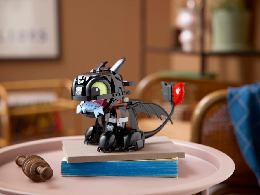 [七月新品] 10375 《馴龍高手》 Toothless 「沒牙」火熱登場！實在太萌啦！