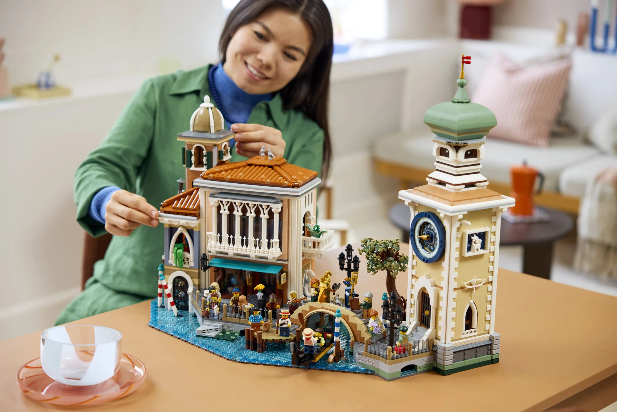 [11月新品] 漫步威尼斯運河！LEGO Icons 11388 威尼斯街坊登場，3D 列印鋼琴真的會彈！